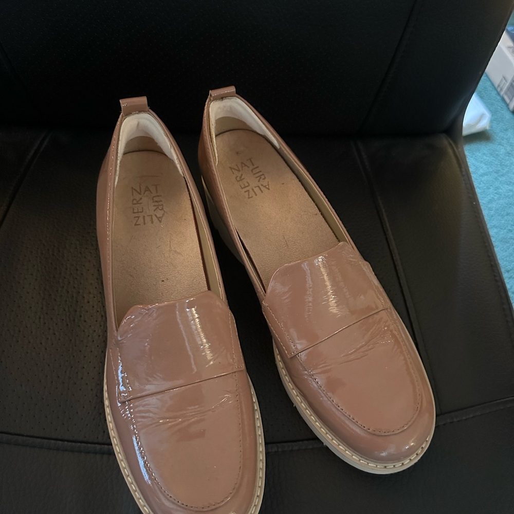 Naturalizer Women's Blush Loafers